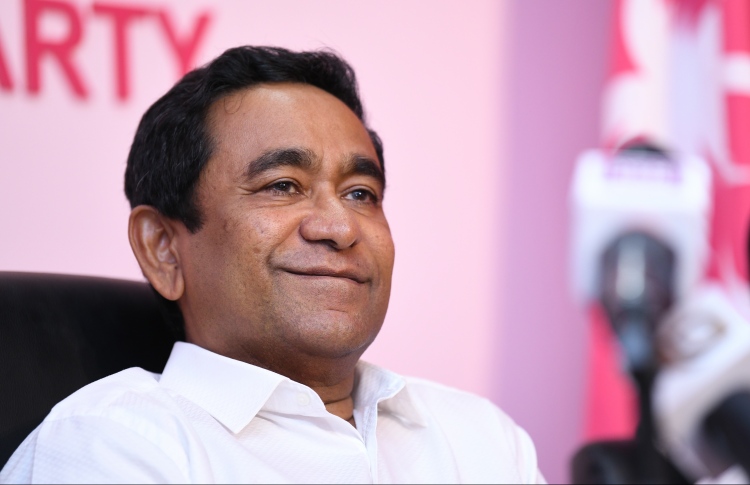 މިސަރުކާރުގެ ހުރިހާތަނެއްގައި އޮތީ ކޮރަޕްޝަން، އެކަން ކުރަނީ ރައީސް ޑރ.މުއިއްޒު އަށް އެނގިގެން: ރައީސް ޔާމިން